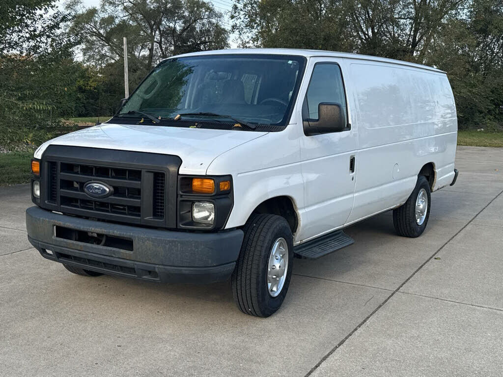 2012 FORD E-250