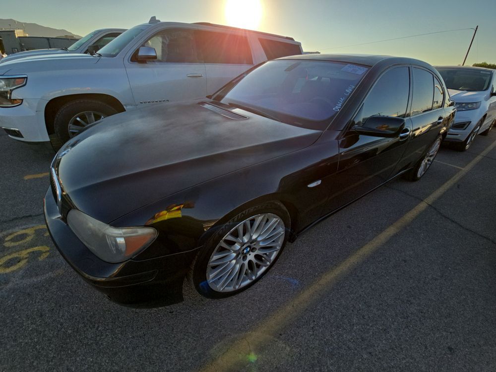 BMW 750i