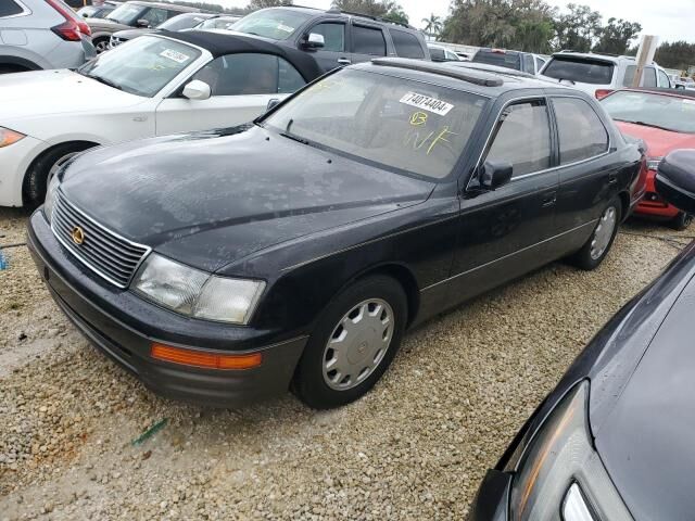 Lexus LS