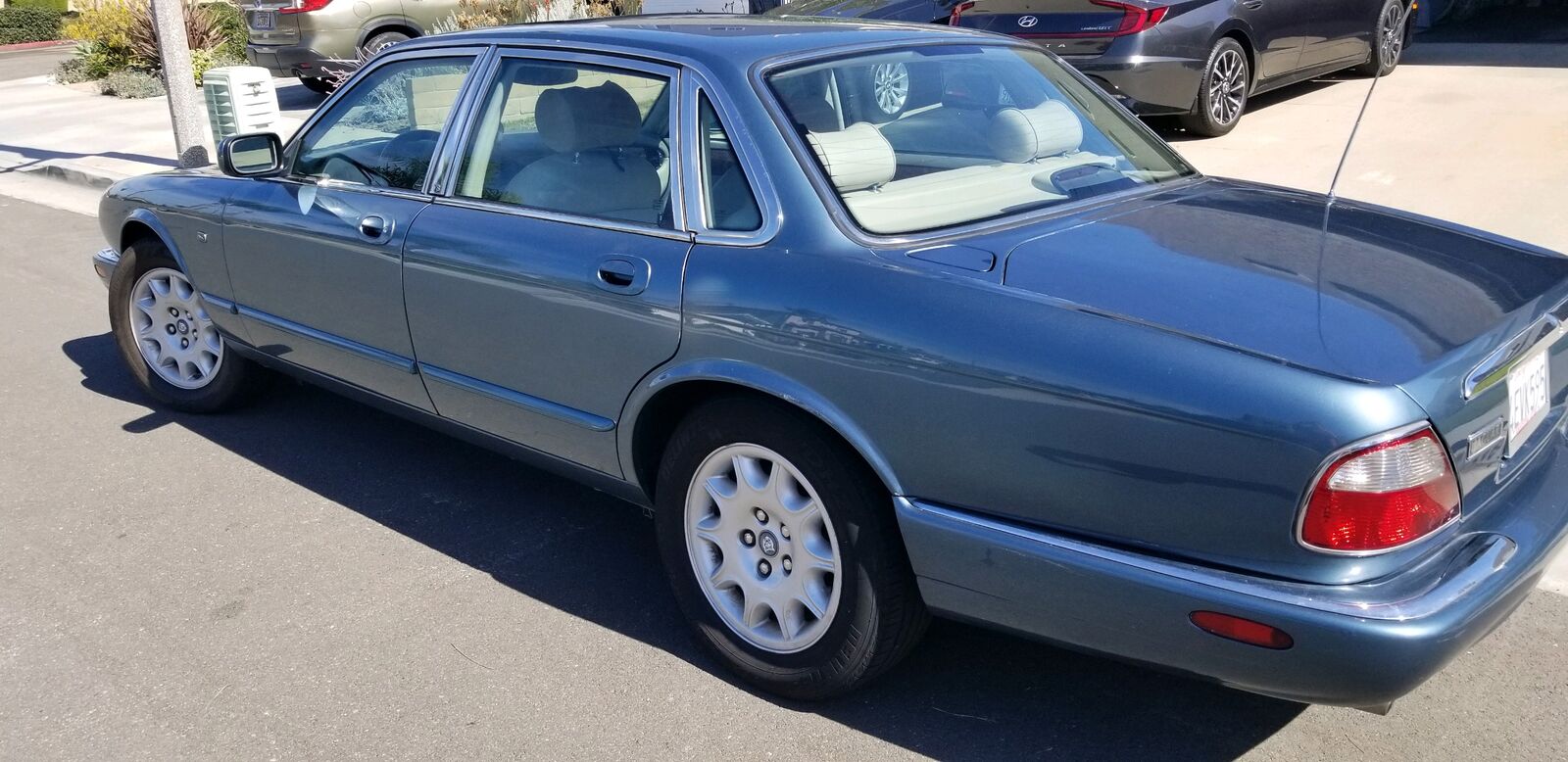 Jaguar XJ8