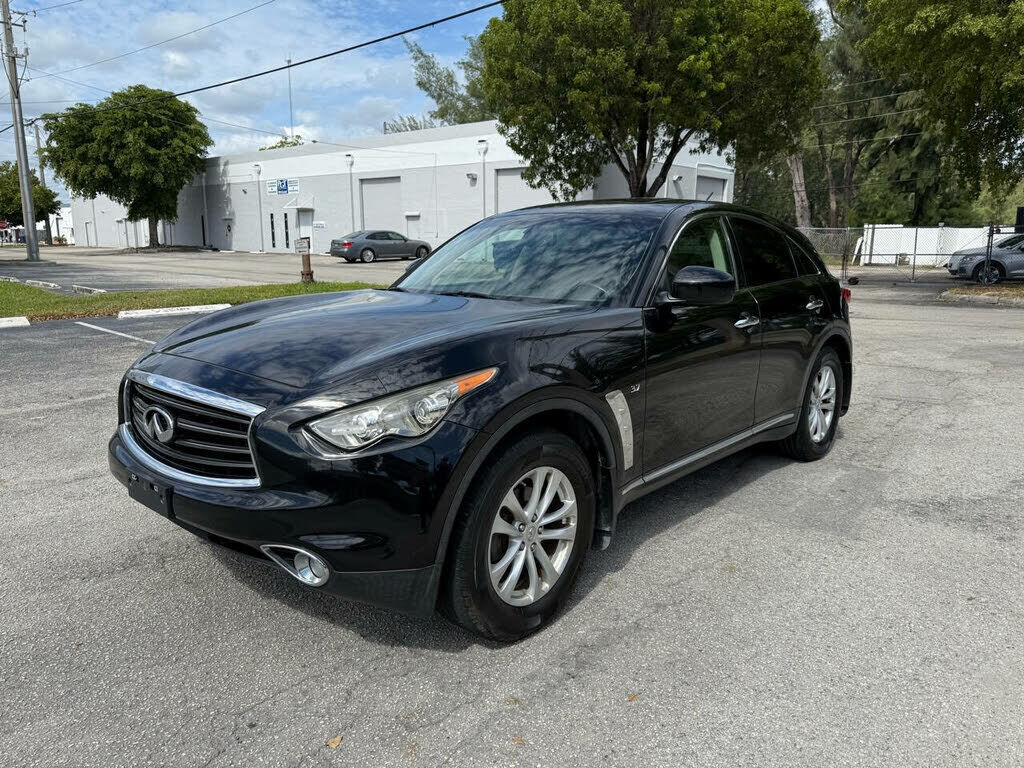 Infiniti QX70