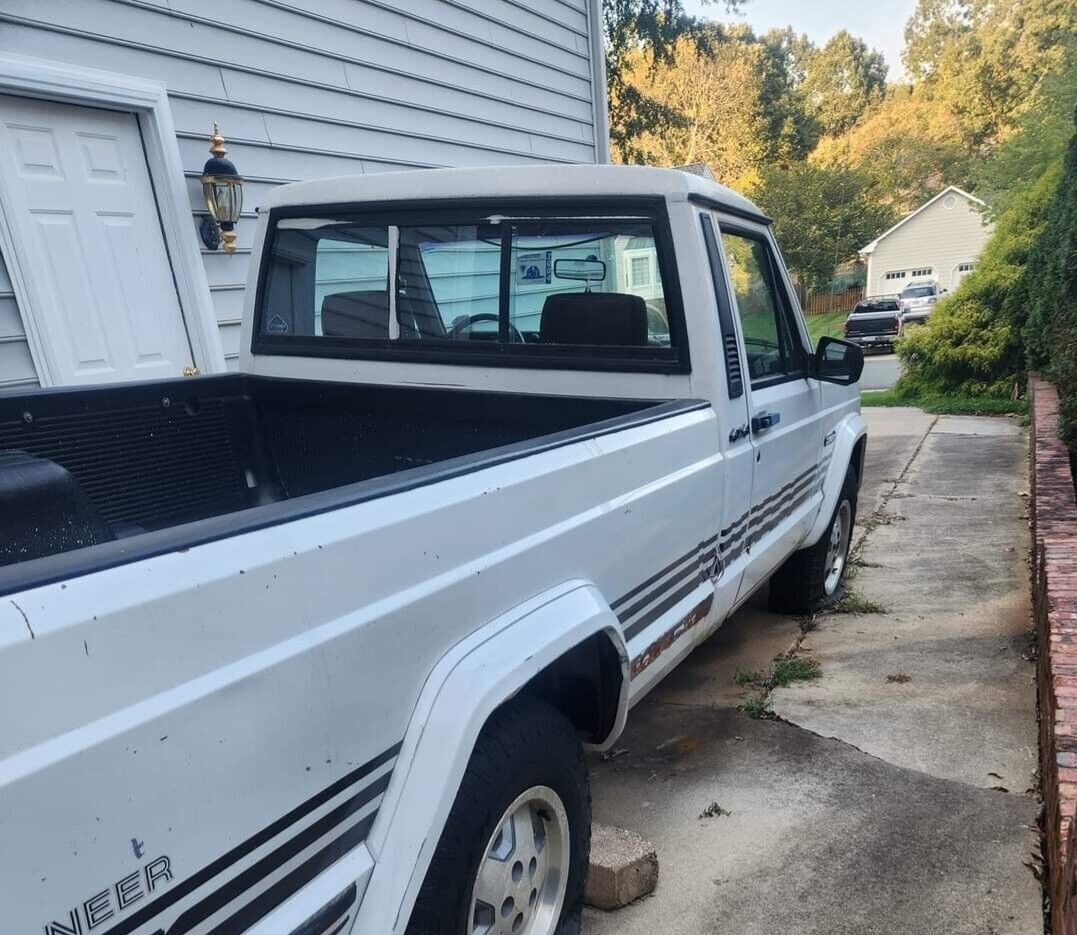 Jeep Comanche