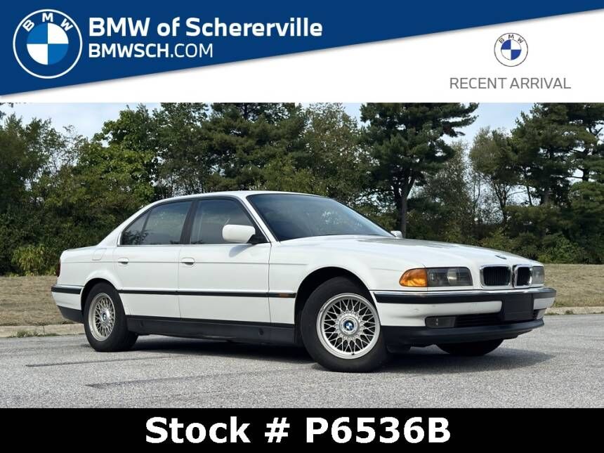 BMW 740i