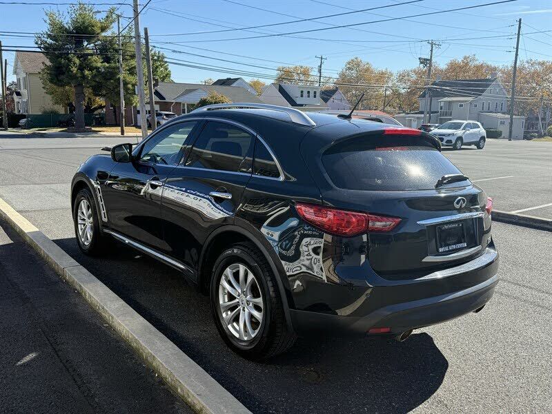 2012 INFINITI FX35
