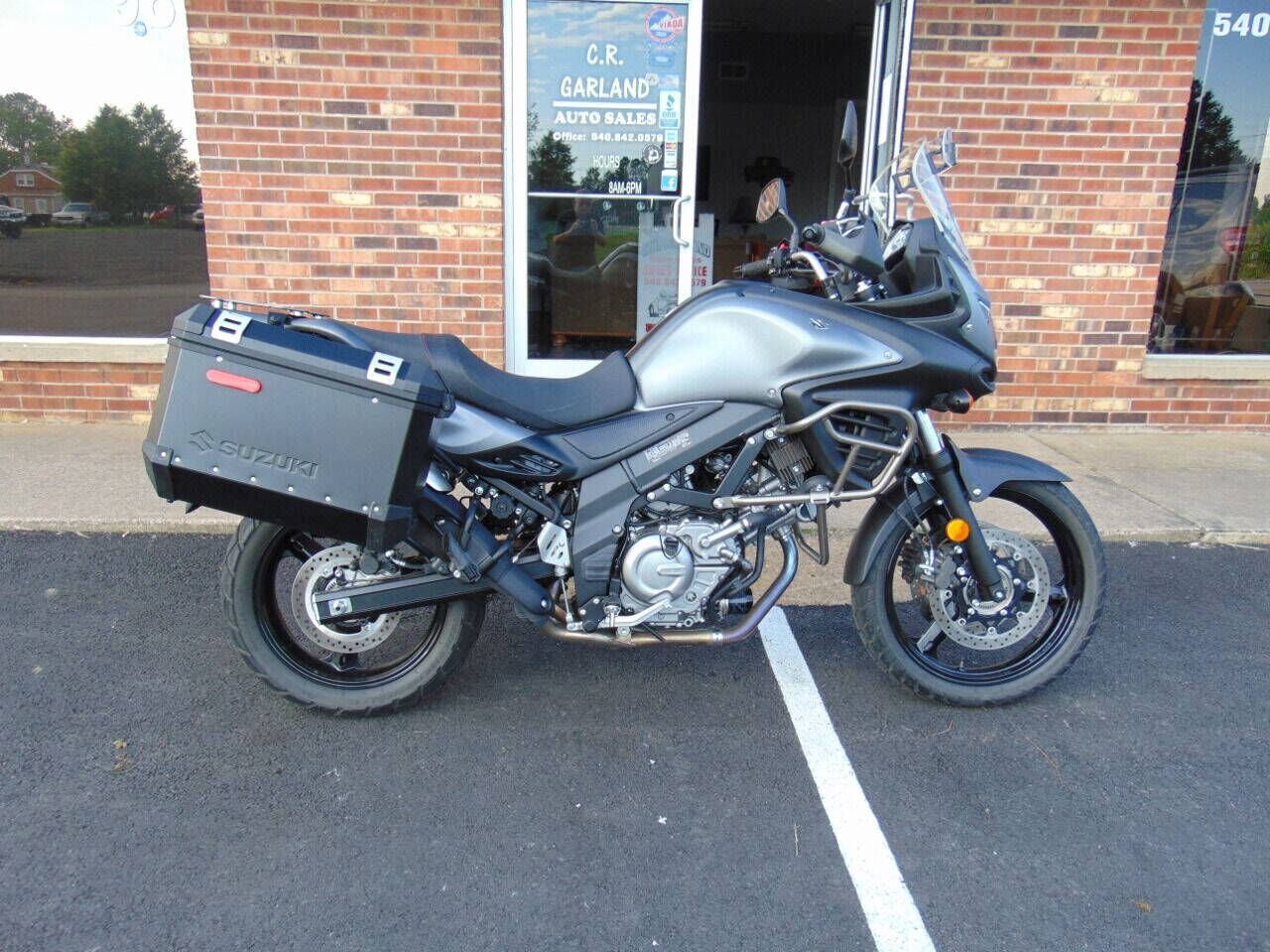 SUZUKI