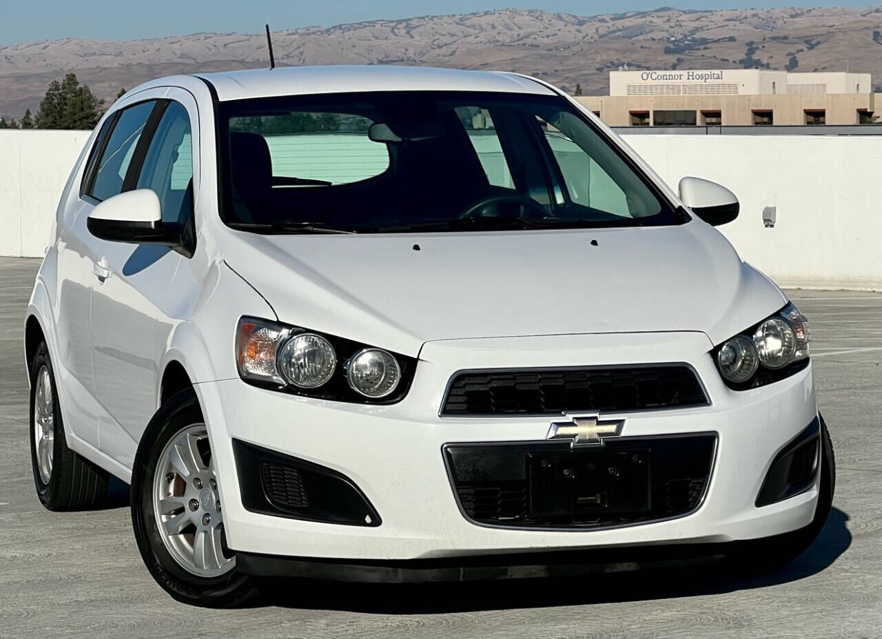 2015 CHEVROLET Sonic
