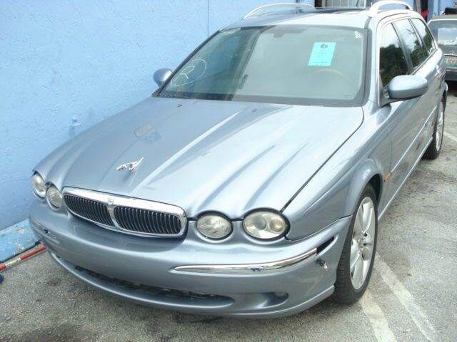 Jaguar X-Type