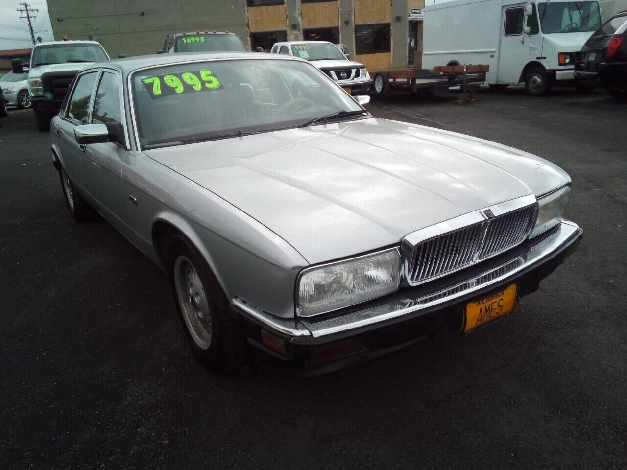 Jaguar XJ6