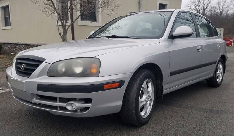 2004 HYUNDAI Elantra