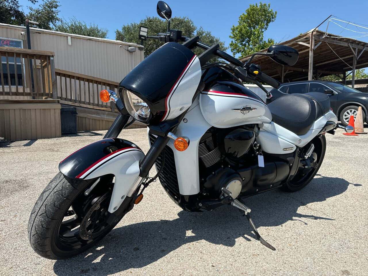 2015 SUZUKI VZR1800BZL