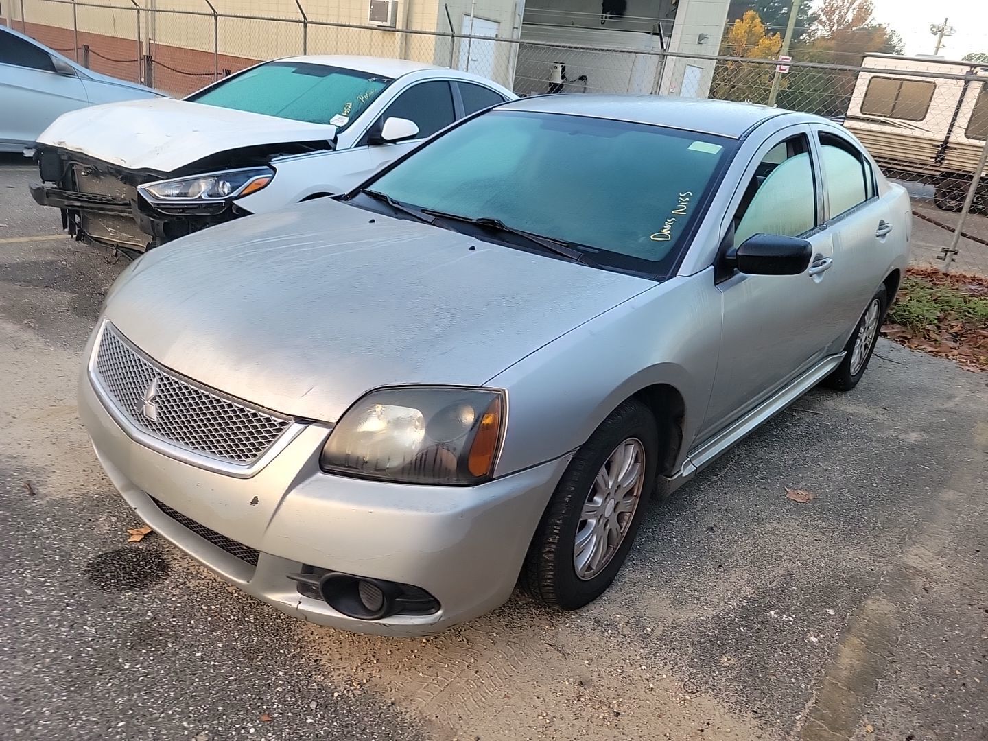 Mitsubishi Galant