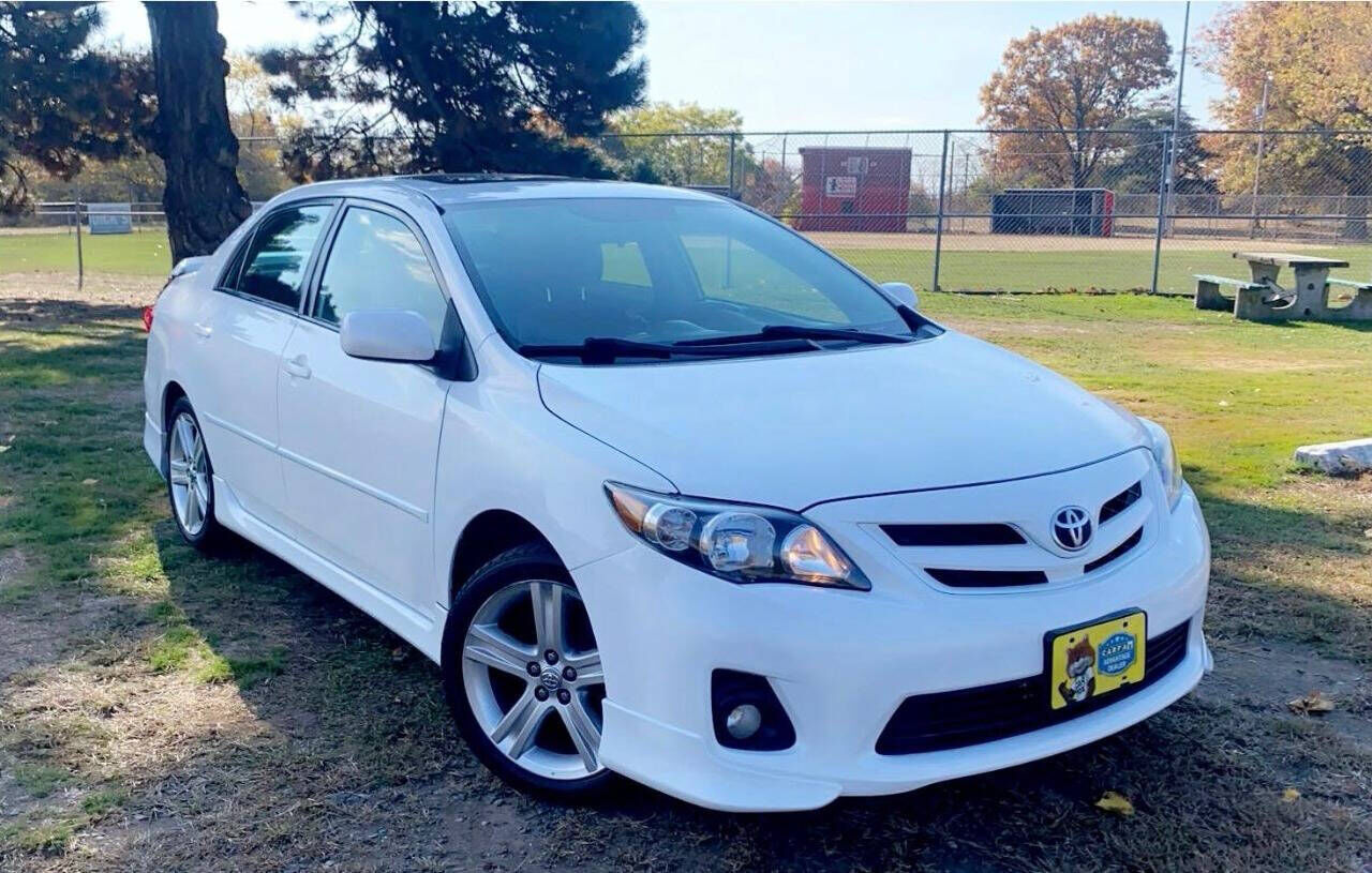 2013 TOYOTA Corolla