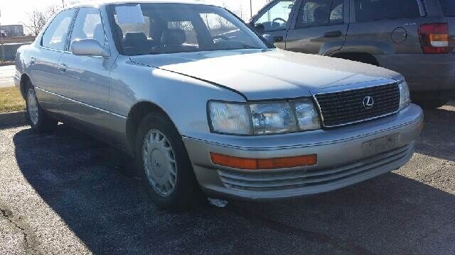 Lexus LS
