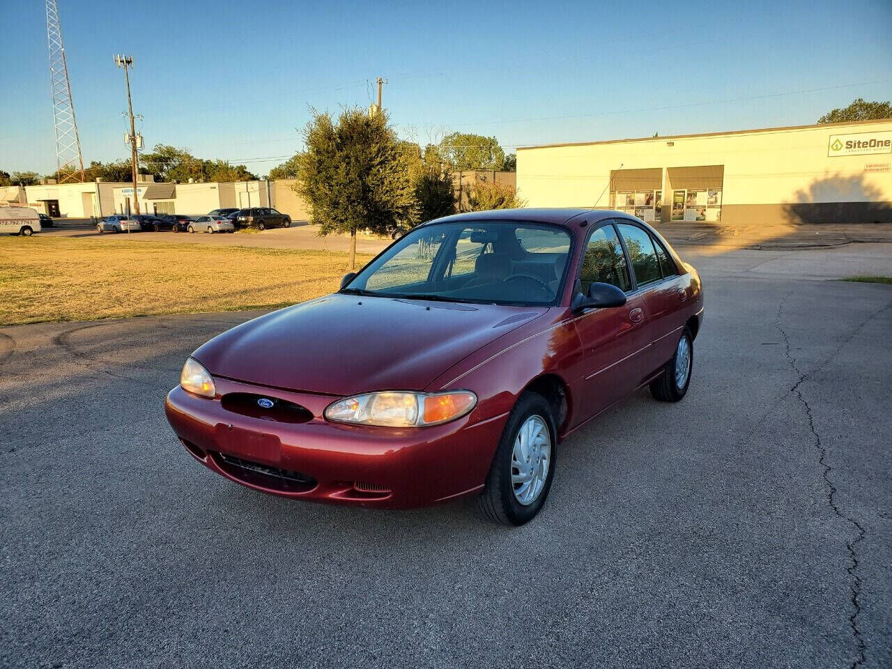 1997 FORD Escort