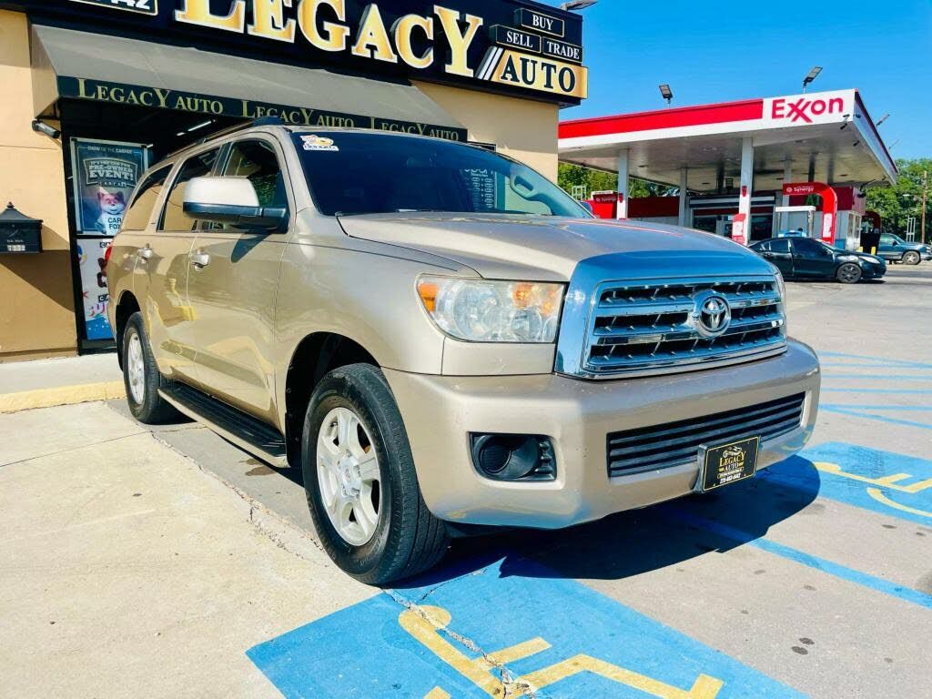 Toyota Sequoia