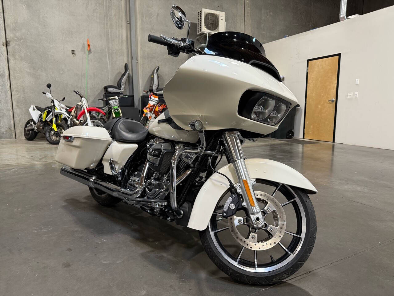 2022 HARLEY DAVIDSON FLTRX / Road Glide