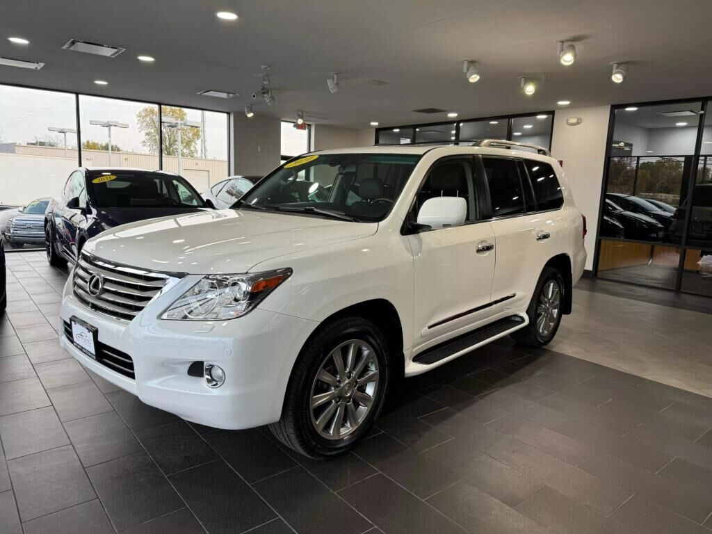 Lexus LX