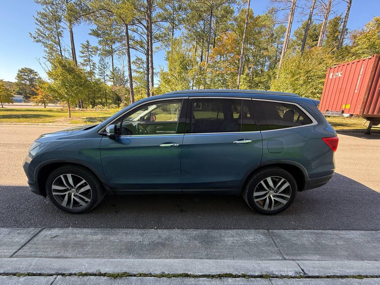 2017 HONDA Pilot