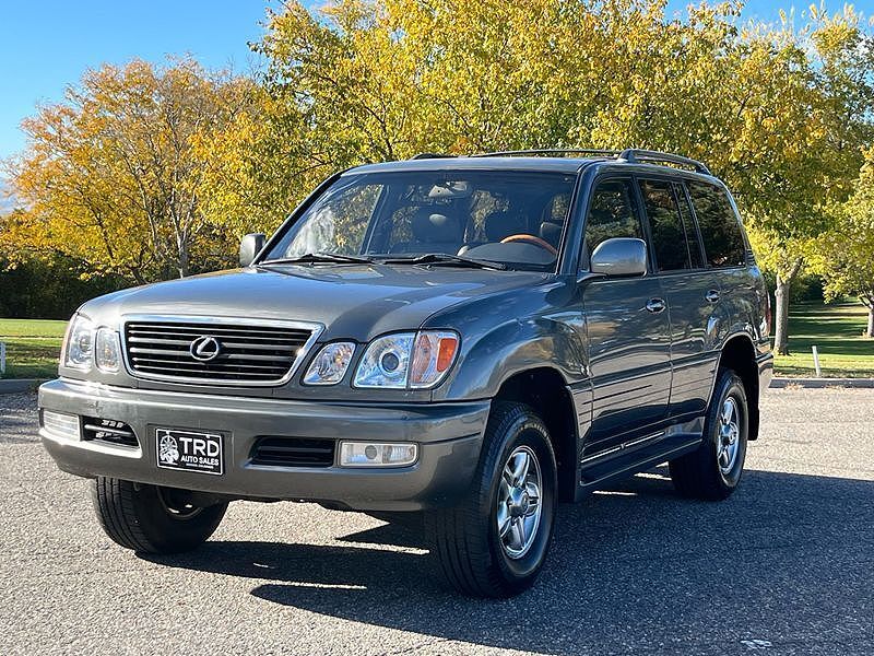 Lexus LX