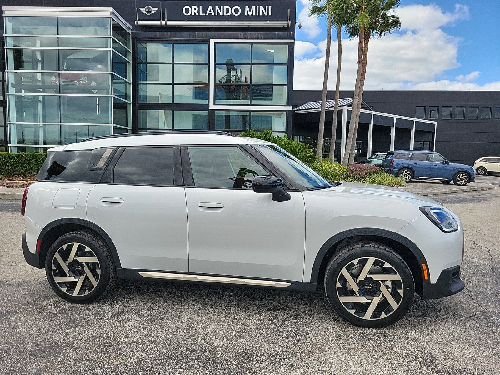2025 MINI Countryman