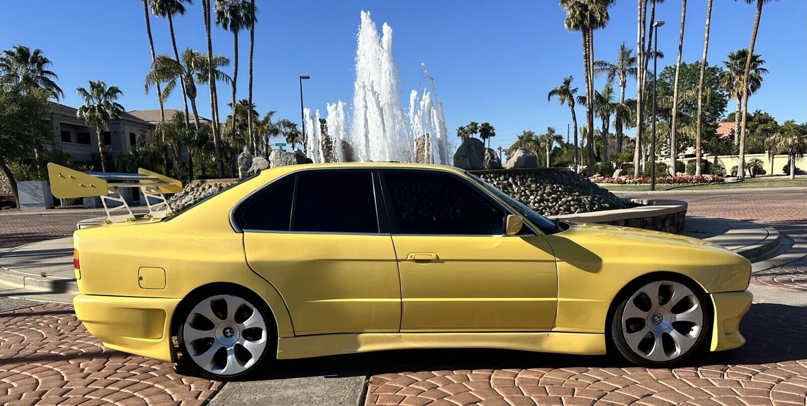 BMW 525i