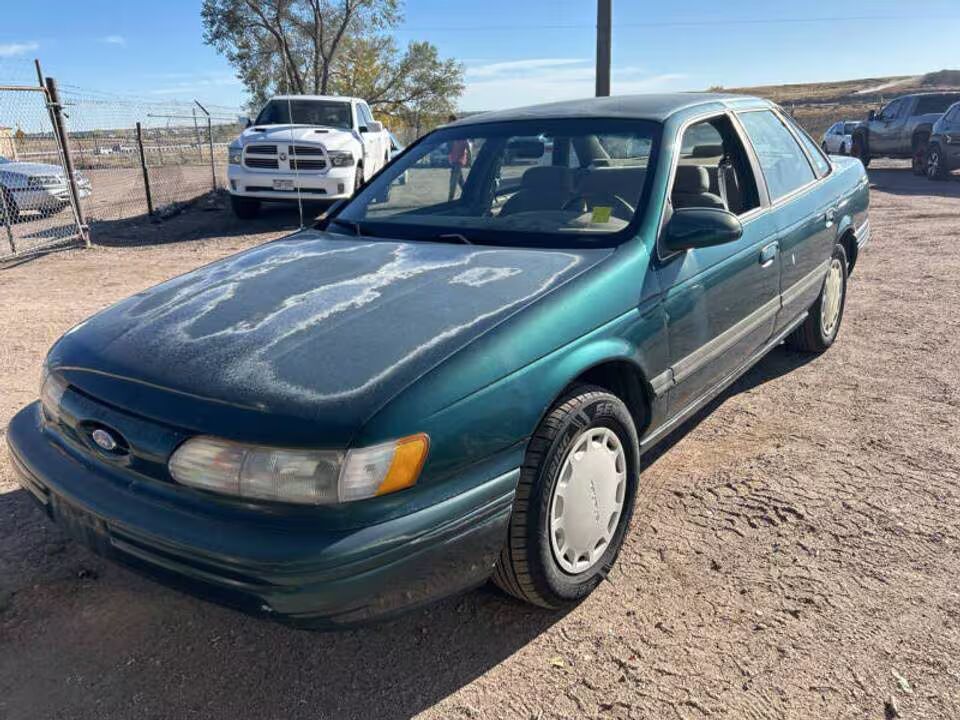 Ford Taurus