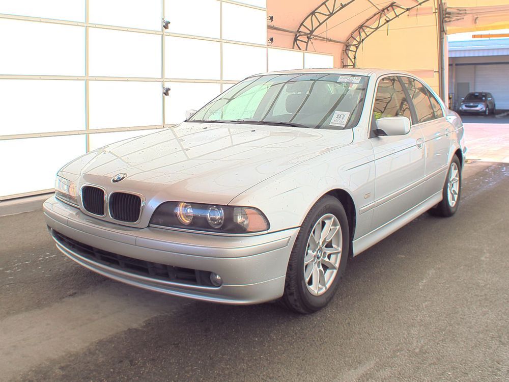 BMW 525iA