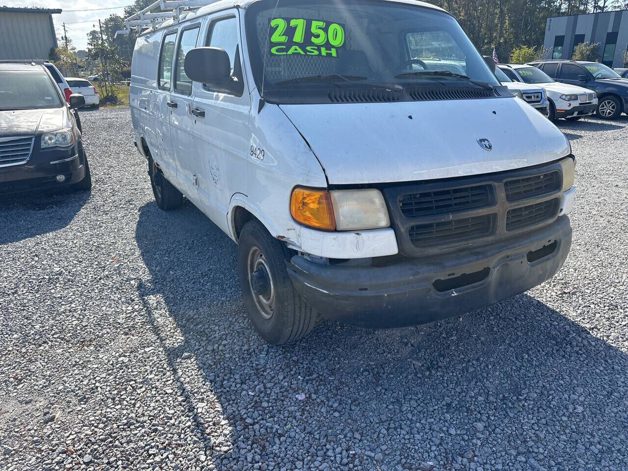 Dodge Ram Van