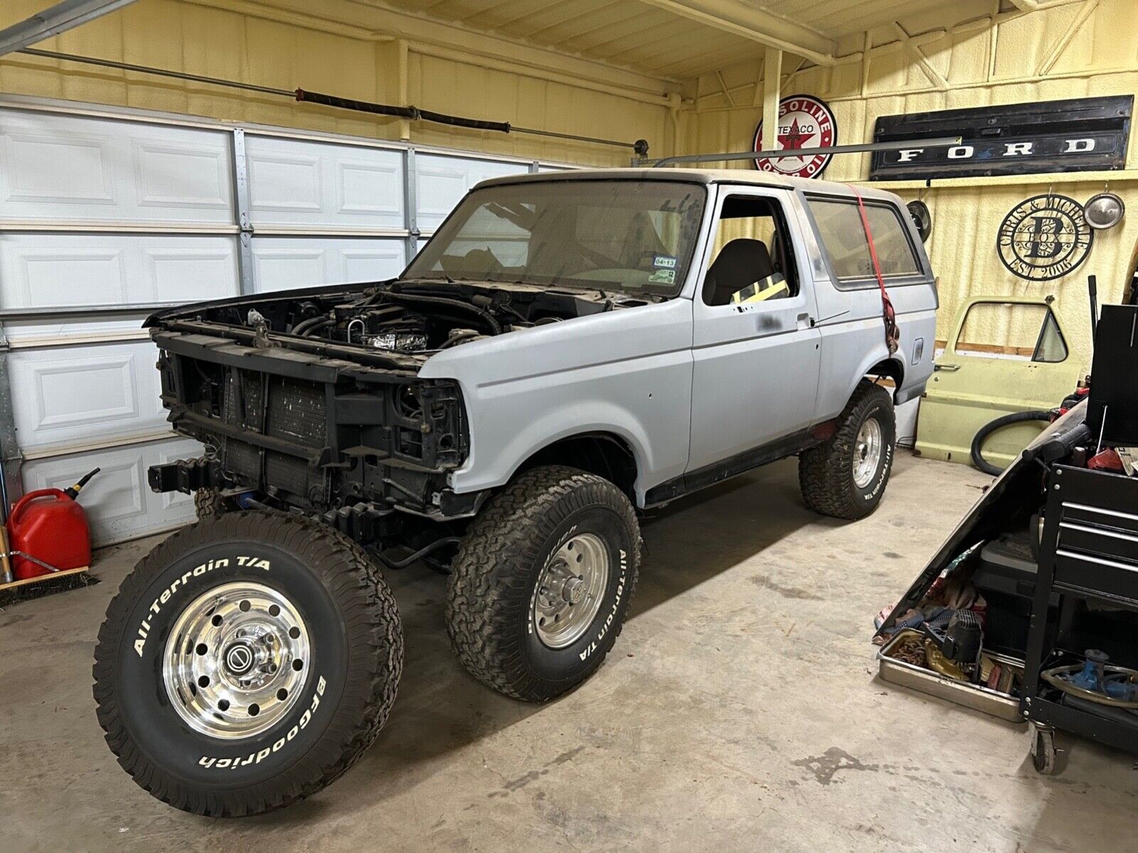 Ford Bronco