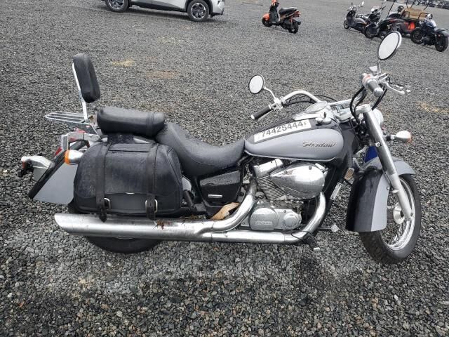 Honda VT750 (Shadow Aero)