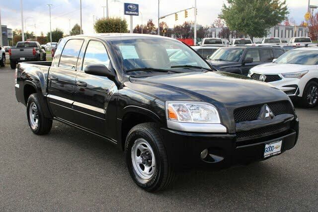 Mitsubishi Raider