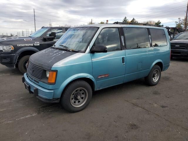 Chevrolet Astro Van