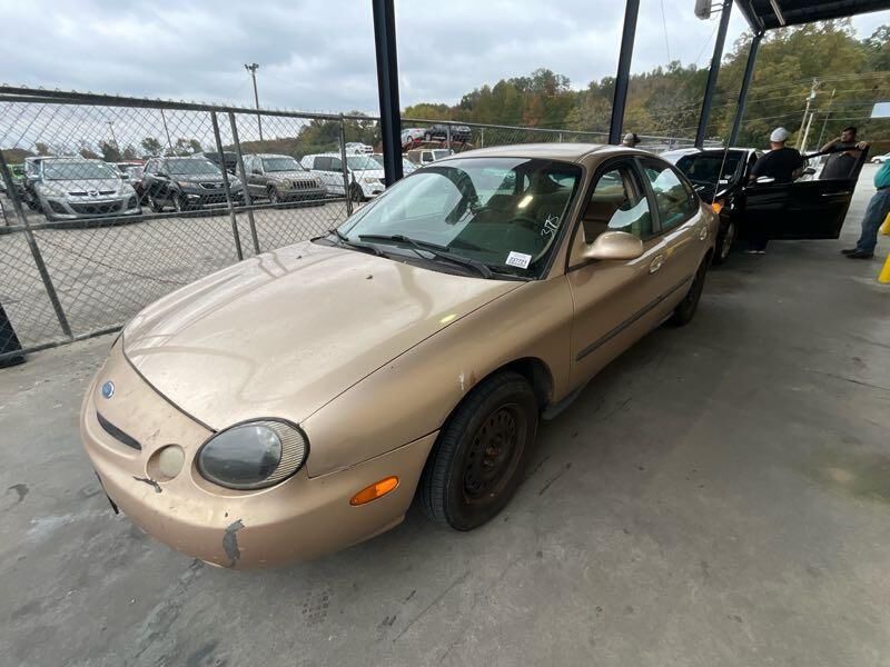 Ford Taurus