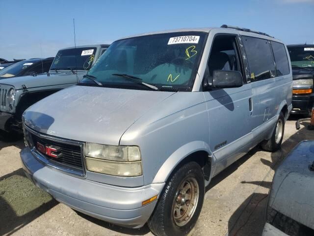 GMC Safari