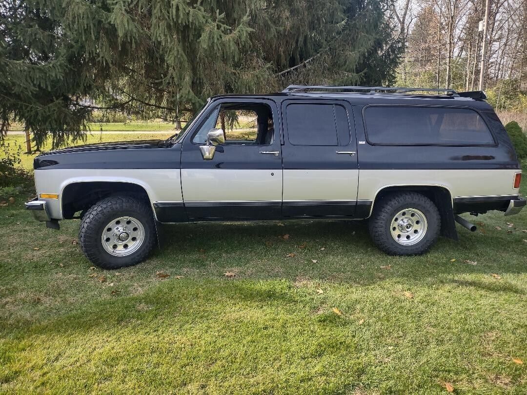 Chevrolet Suburban