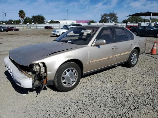 Nissan Maxima