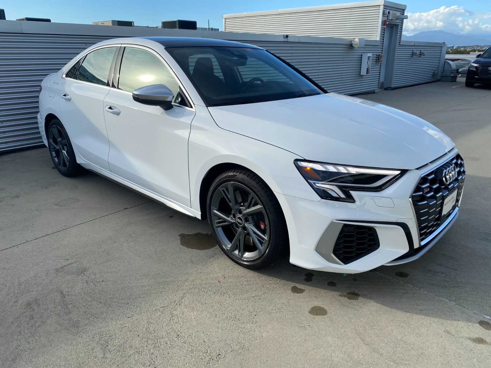 AUDI