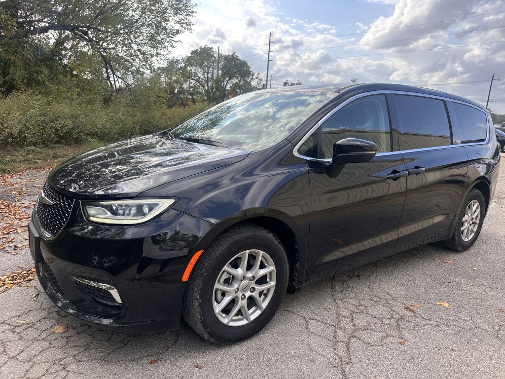 2023 CHRYSLER Pacifica