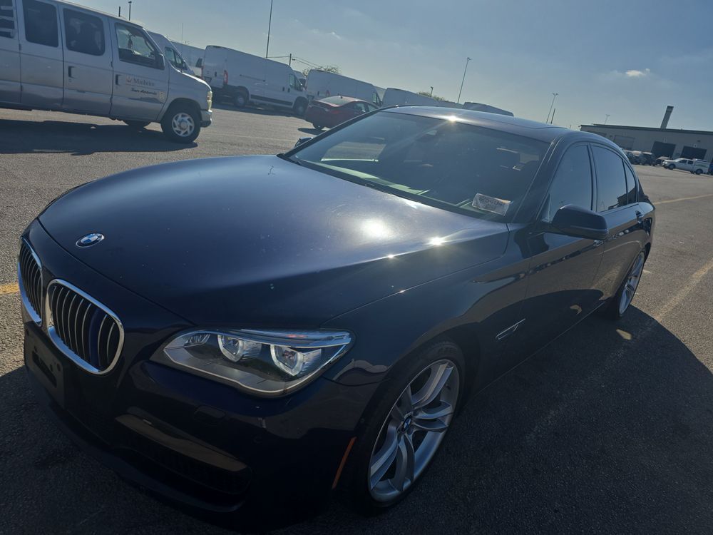 BMW 750Li / ALPINA B7
