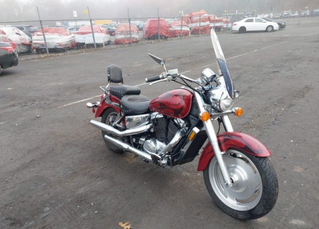 Honda VT1100C2 (SHADOW SABRE)