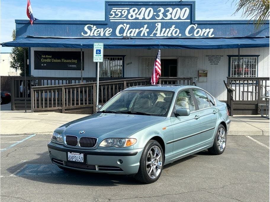 BMW 330i