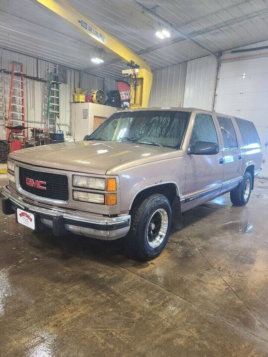 GMC Suburban