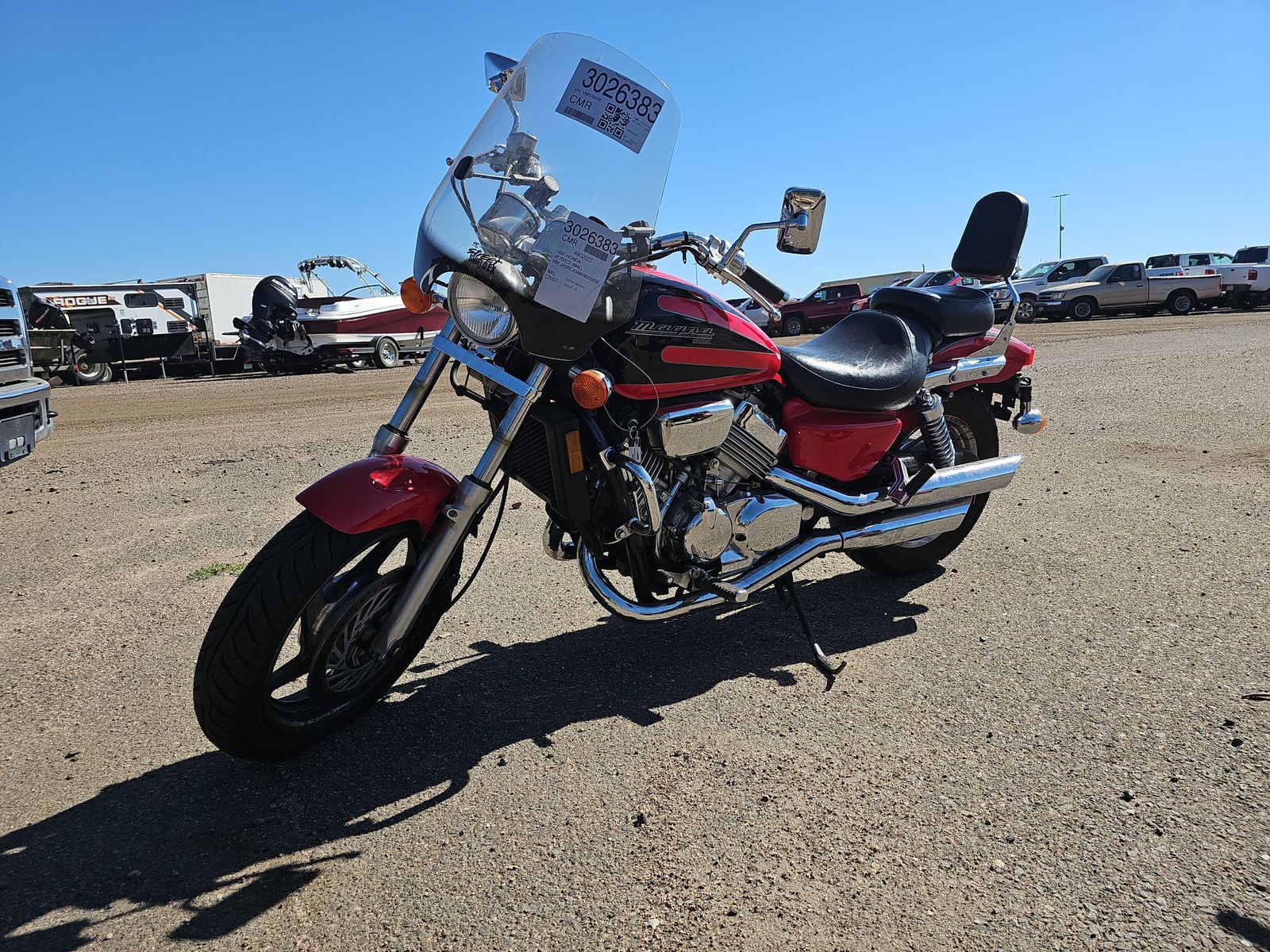 Honda VF750C2 (MAGNA)