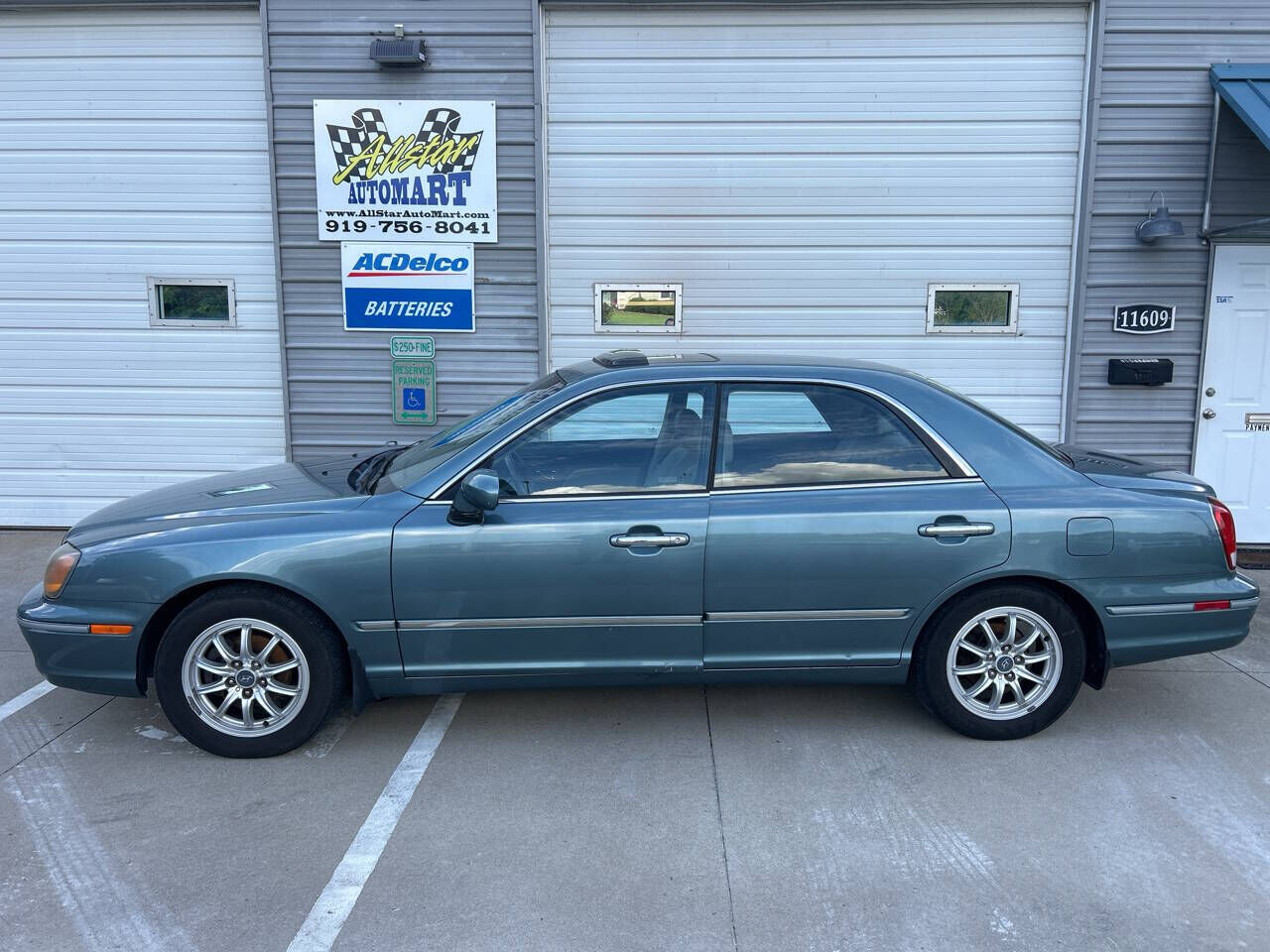 Hyundai XG350
