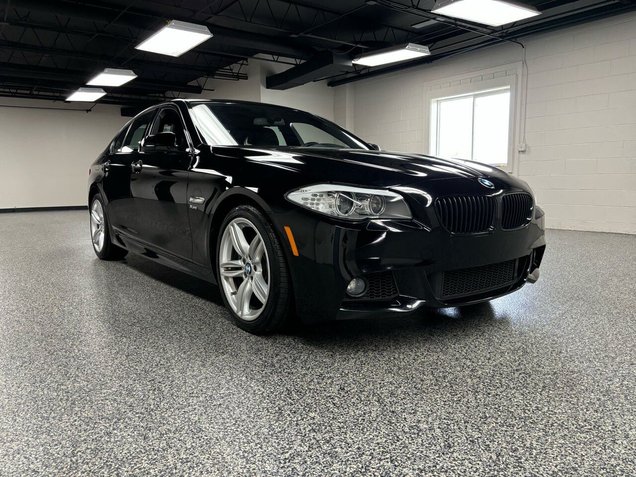 BMW 550i