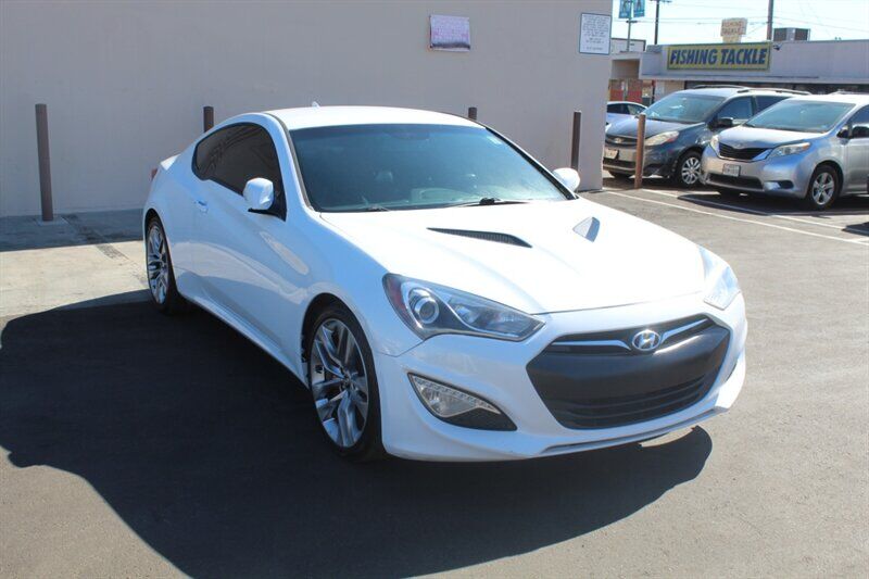 Hyundai Genesis Coupe