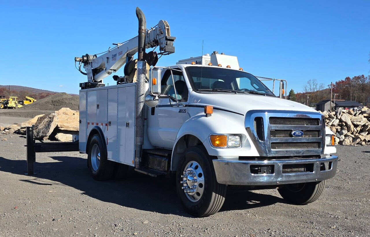 Ford F-750