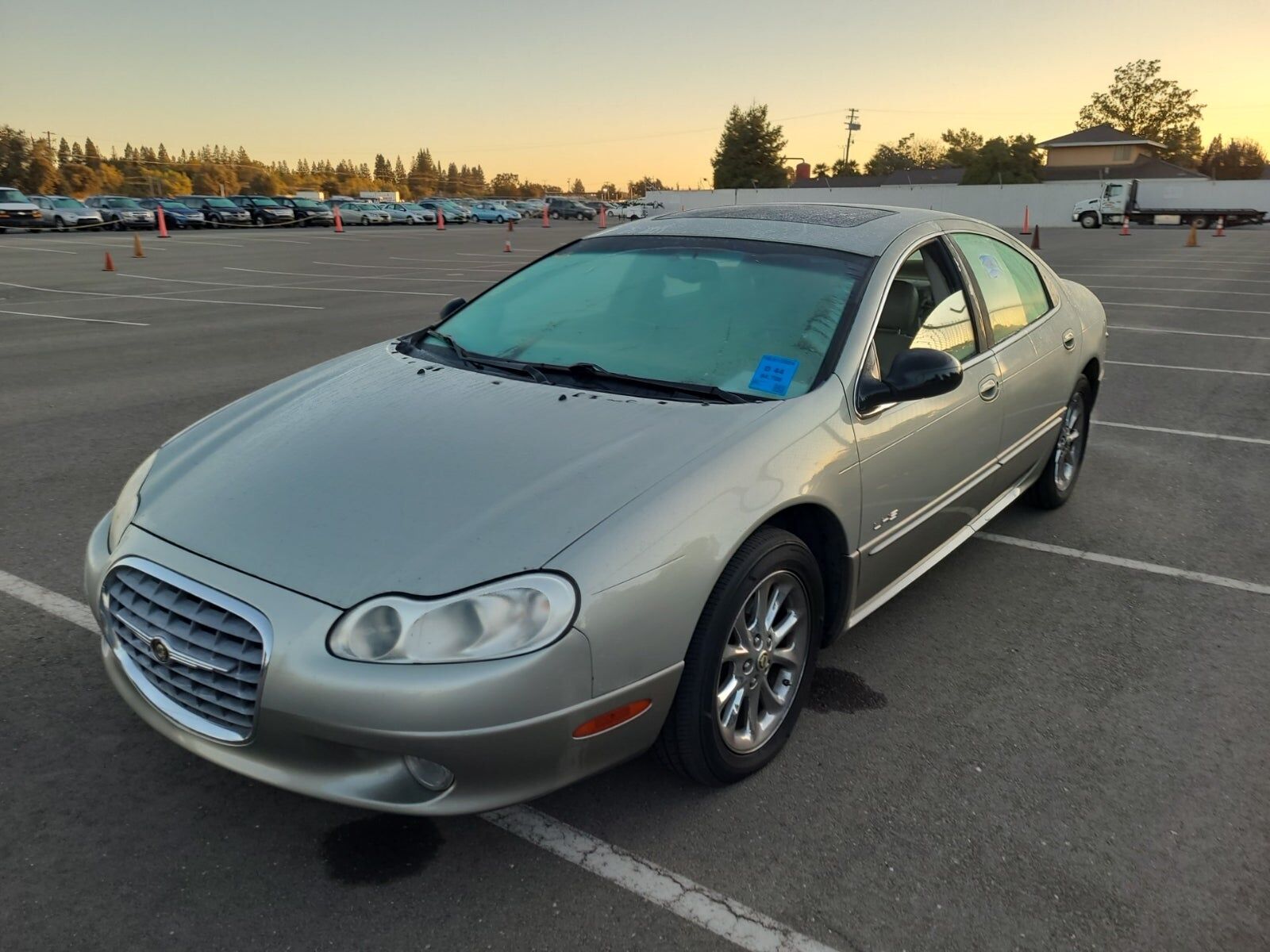 Chrysler LHS