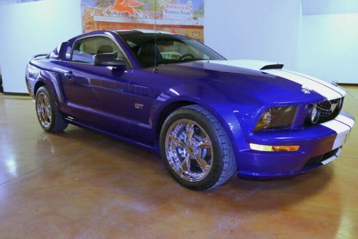 2005 FORD Mustang
