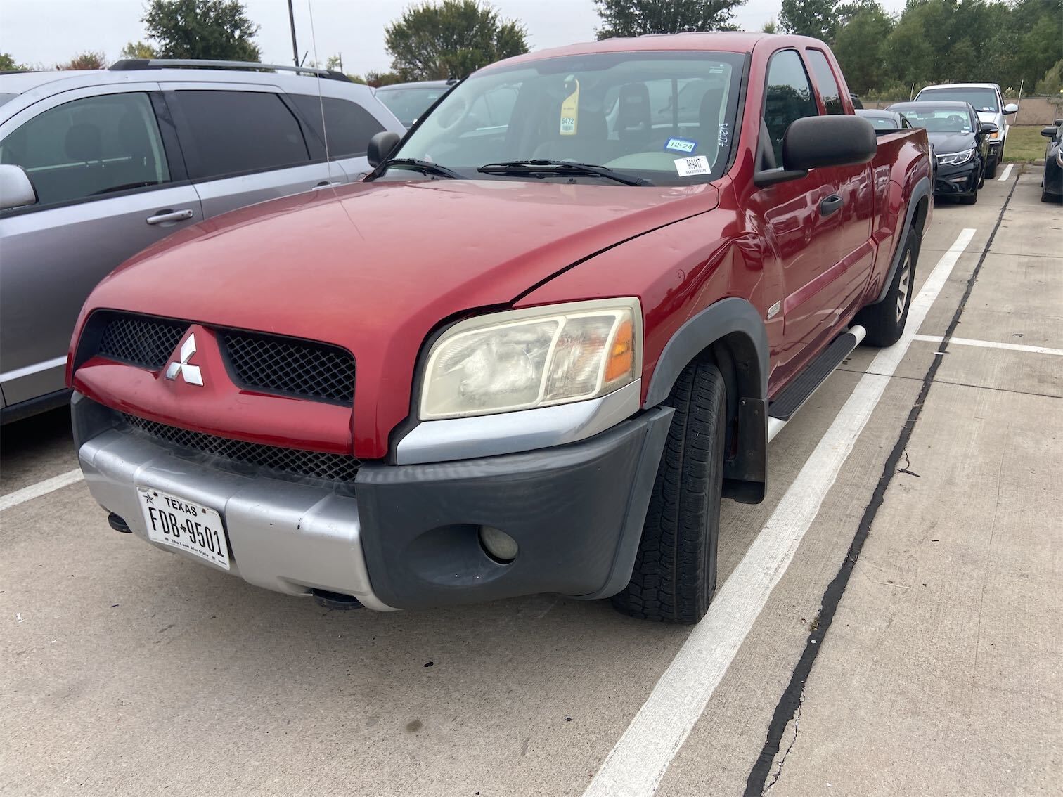 Mitsubishi Raider